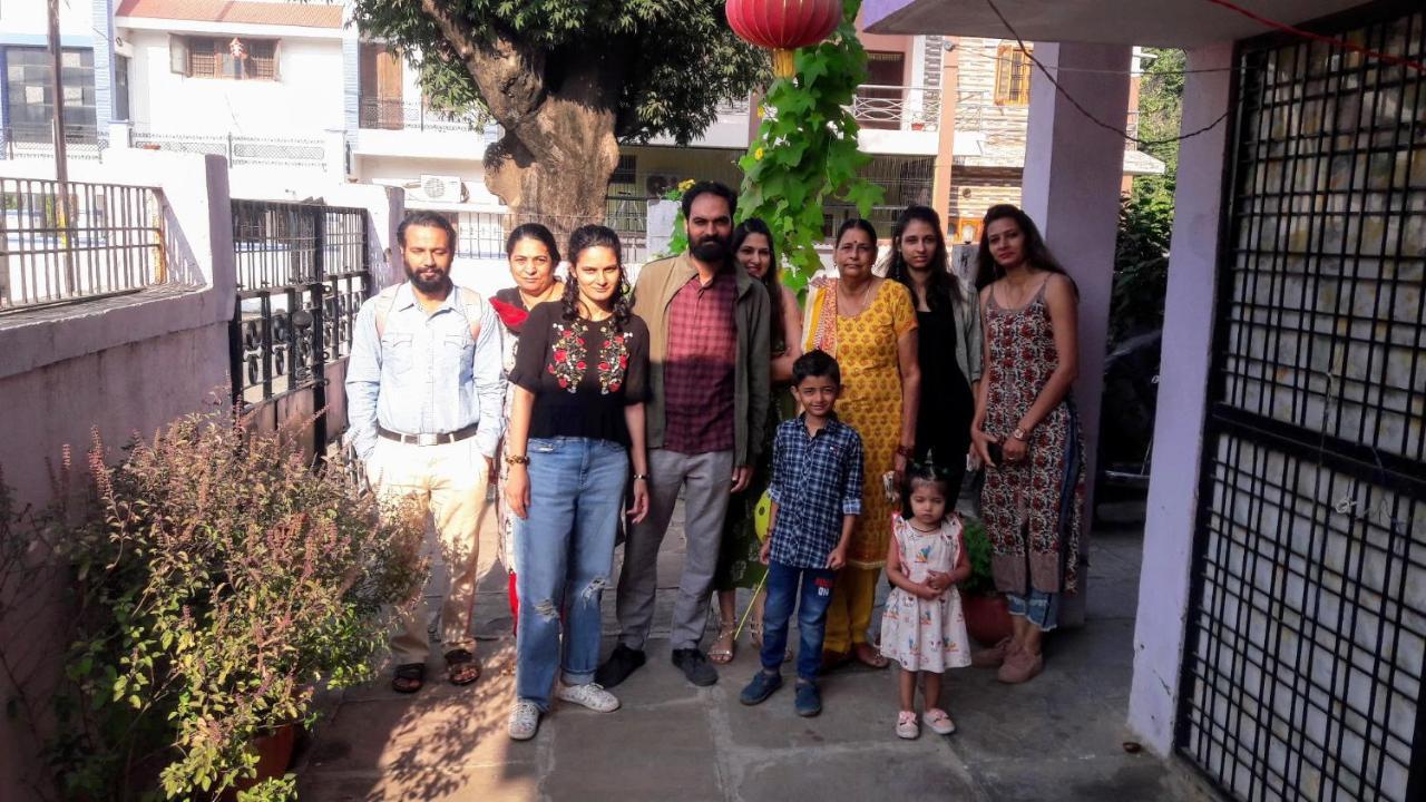 Jaiswal Homestay Jabalpur Extérieur photo
